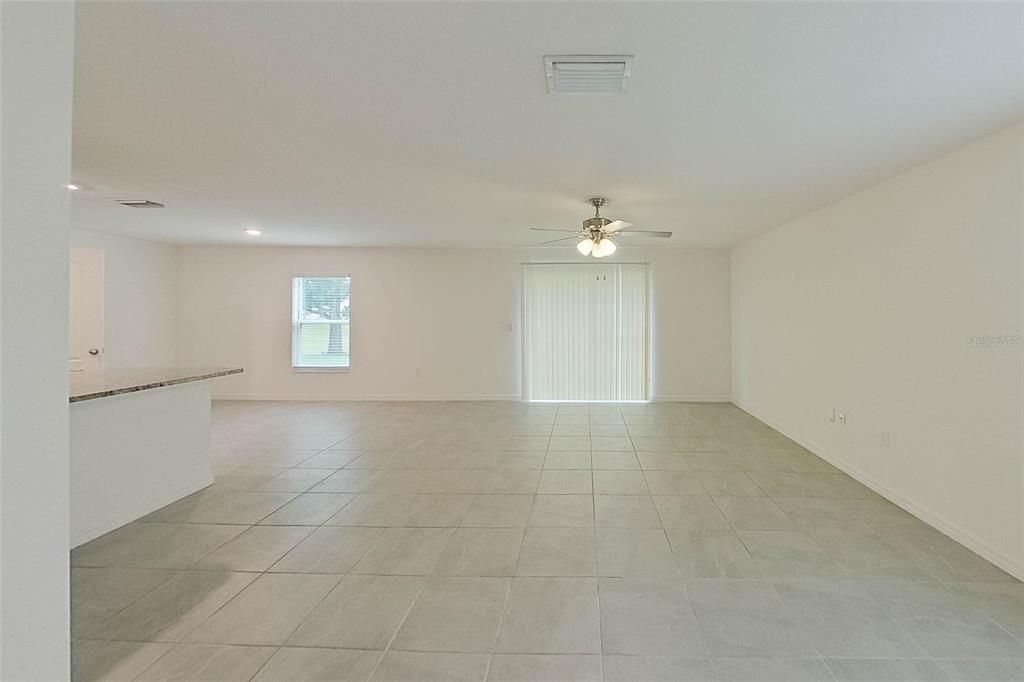 For Rent: $2,095 (4 beds, 3 baths, 2080 Square Feet)