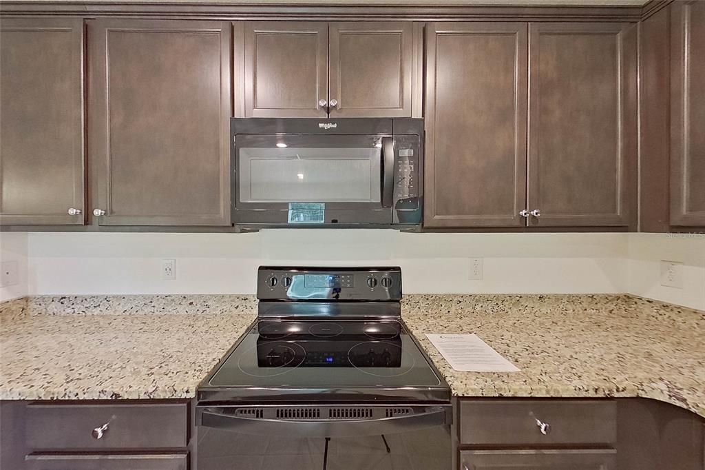 For Rent: $2,095 (4 beds, 3 baths, 2080 Square Feet)