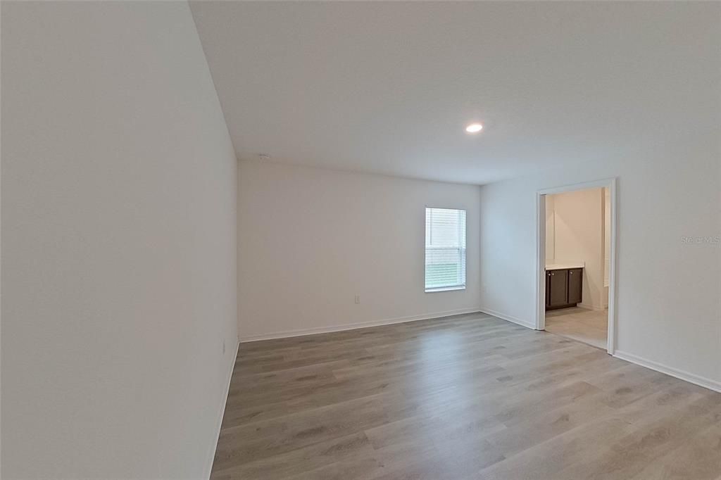 For Rent: $2,095 (4 beds, 3 baths, 2080 Square Feet)