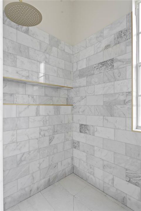 For Sale: $615,000 (3 beds, 3 baths, 2204 Square Feet)