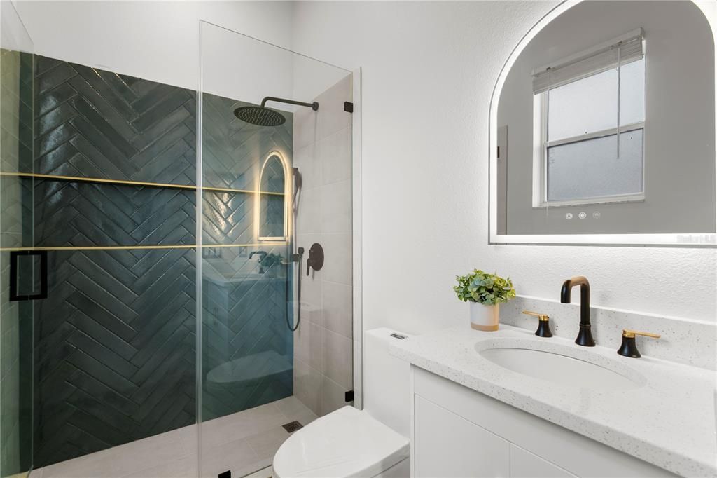 For Sale: $615,000 (3 beds, 3 baths, 2204 Square Feet)