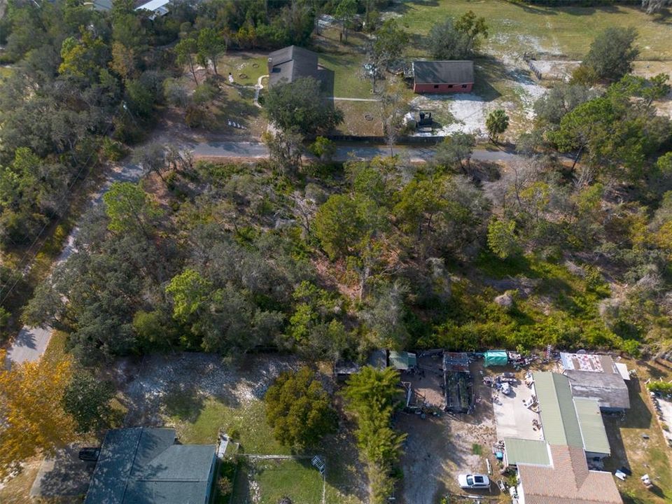 На продажу: $105,000 (1.07 acres)