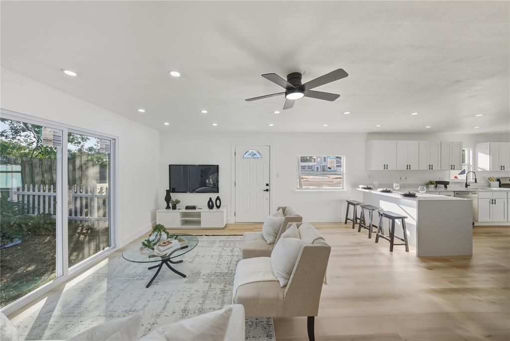 For Sale: $435,000 (3 beds, 2 baths, 1503 Square Feet)