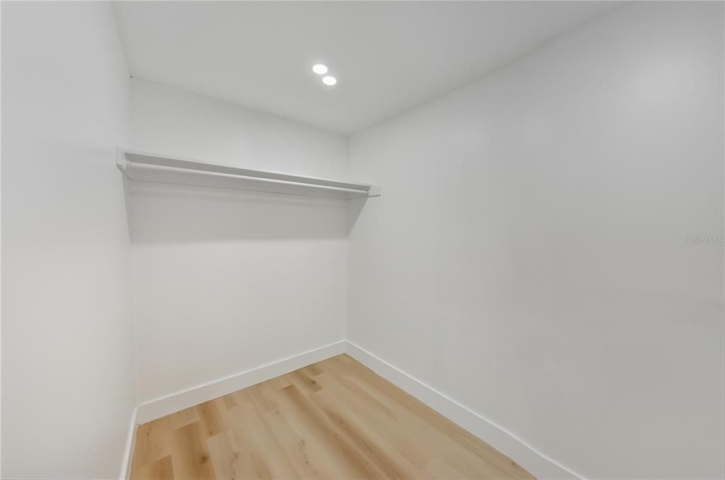 For Sale: $435,000 (3 beds, 2 baths, 1503 Square Feet)