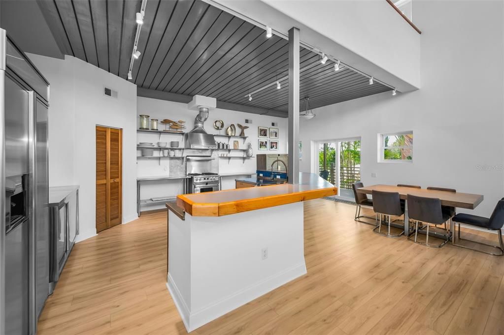 待售: $1,650,000 (3 贝兹, 2 浴室, 3298 平方英尺)