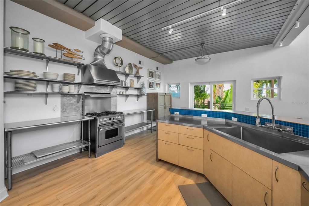 待售: $1,650,000 (3 贝兹, 2 浴室, 3298 平方英尺)