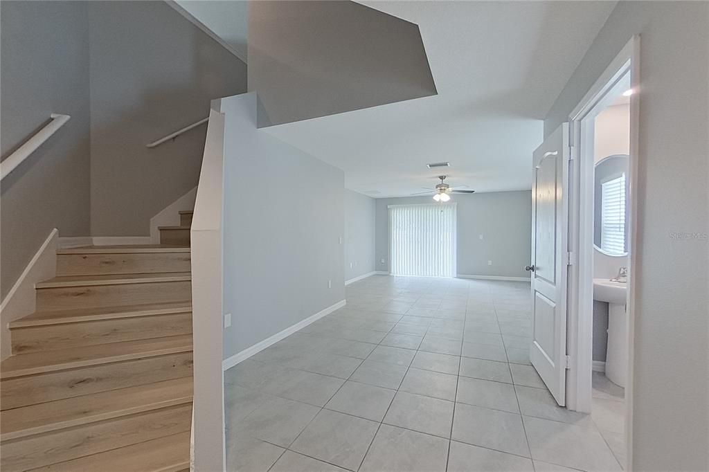 For Rent: $2,245 (5 beds, 3 baths, 2243 Square Feet)