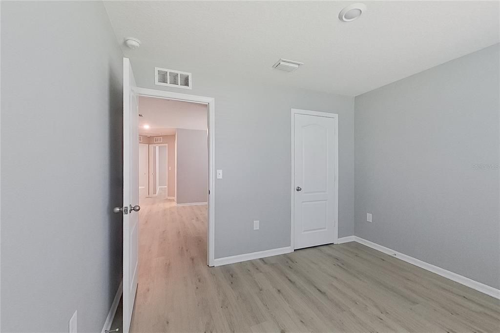 For Rent: $2,245 (5 beds, 3 baths, 2243 Square Feet)