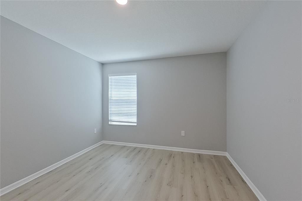 For Rent: $2,245 (5 beds, 3 baths, 2243 Square Feet)