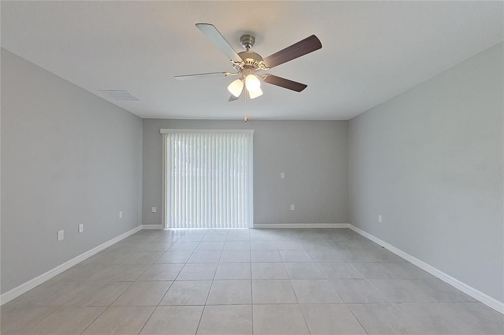 For Rent: $2,245 (5 beds, 3 baths, 2243 Square Feet)