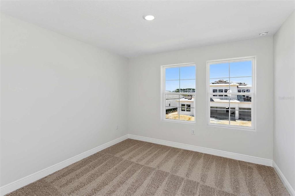 Active With Contract: $559,990 (5 beds, 3 baths, 3183 Square Feet)