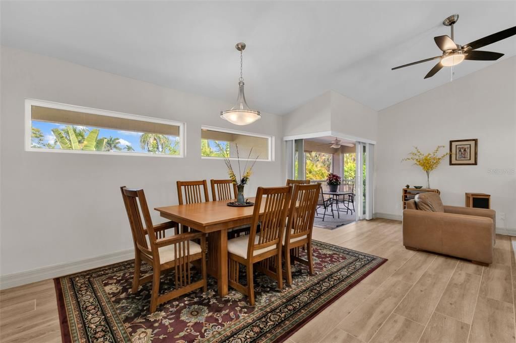 For Sale: $648,000 (3 beds, 2 baths, 1686 Square Feet)