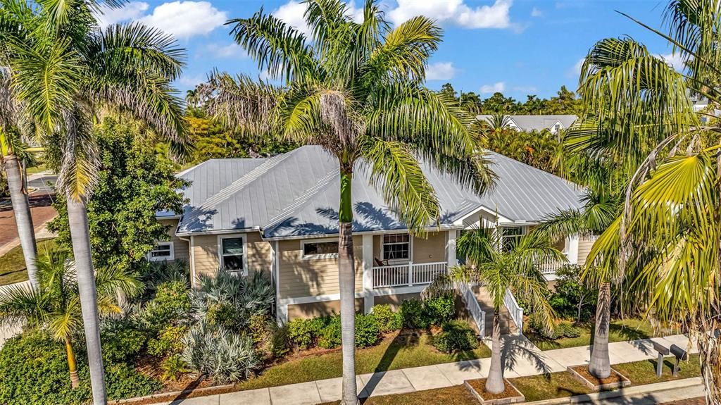 For Sale: $648,000 (3 beds, 2 baths, 1686 Square Feet)