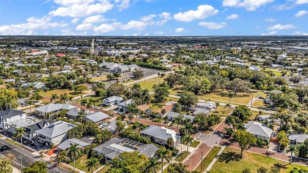 For Sale: $648,000 (3 beds, 2 baths, 1686 Square Feet)