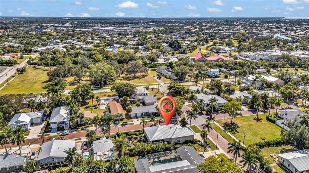 For Sale: $648,000 (3 beds, 2 baths, 1686 Square Feet)