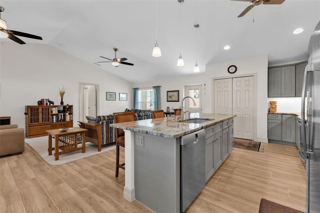 For Sale: $648,000 (3 beds, 2 baths, 1686 Square Feet)