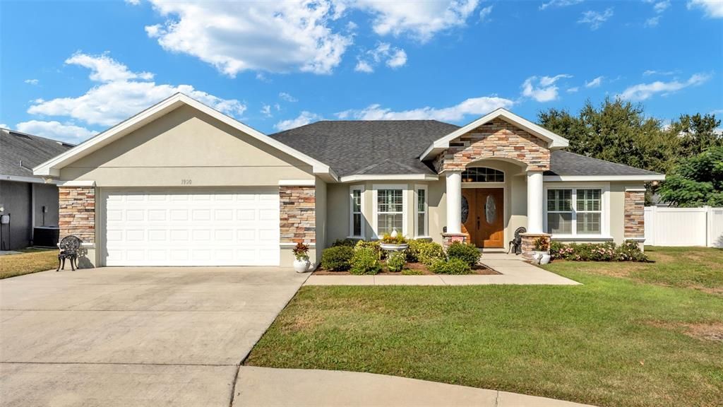 For Sale: $360,000 (4 beds, 2 baths, 1980 Square Feet)