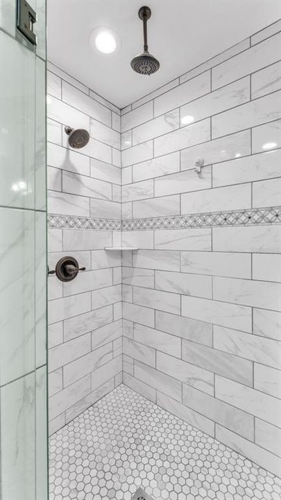 For Sale: $360,000 (4 beds, 2 baths, 1980 Square Feet)