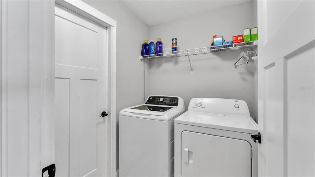 For Sale: $360,000 (4 beds, 2 baths, 1980 Square Feet)