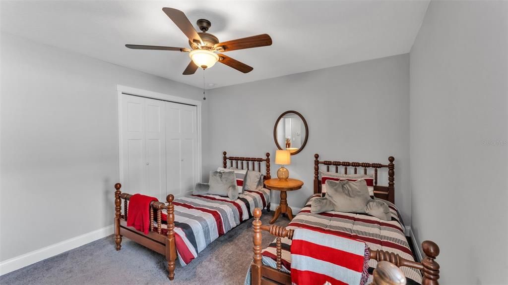 For Sale: $360,000 (4 beds, 2 baths, 1980 Square Feet)