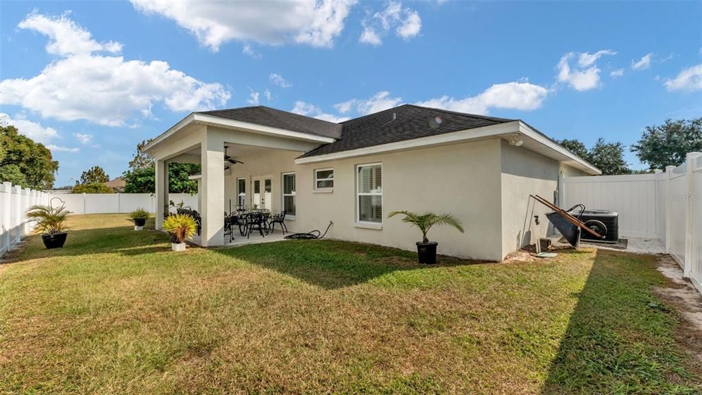 For Sale: $360,000 (4 beds, 2 baths, 1980 Square Feet)