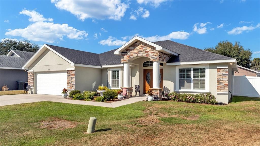 For Sale: $360,000 (4 beds, 2 baths, 1980 Square Feet)