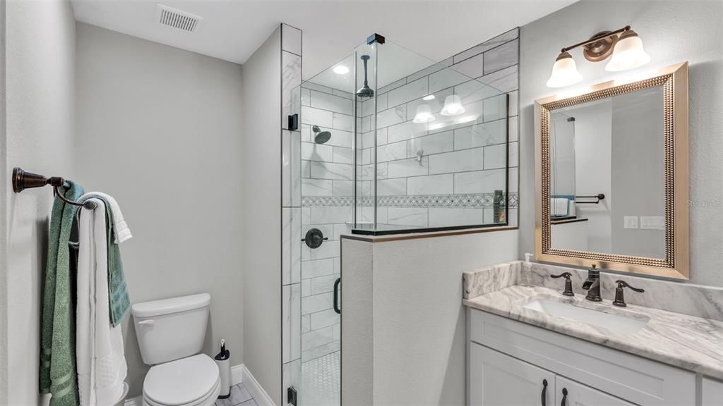 For Sale: $360,000 (4 beds, 2 baths, 1980 Square Feet)