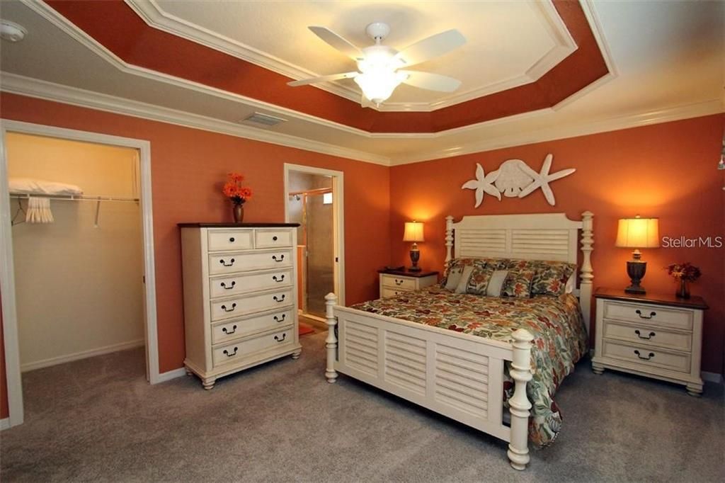 出租: $2,600 (3 贝兹, 3 浴室, 1990 平方英尺)