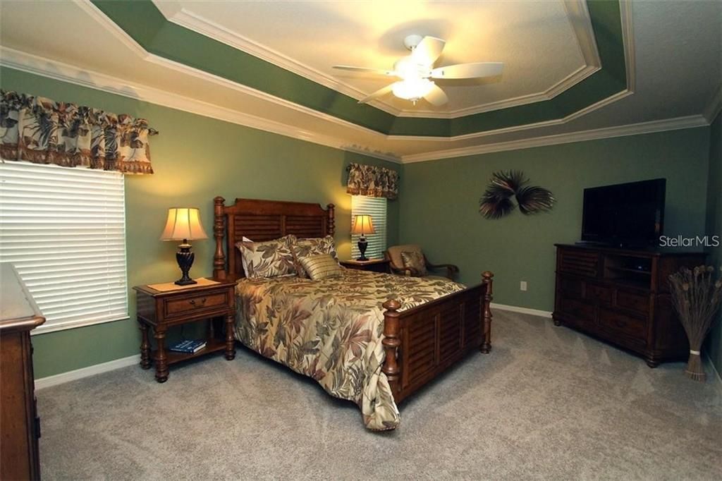 出租: $2,600 (3 贝兹, 3 浴室, 1990 平方英尺)