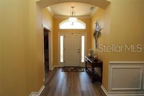 出租: $2,600 (3 贝兹, 3 浴室, 1990 平方英尺)