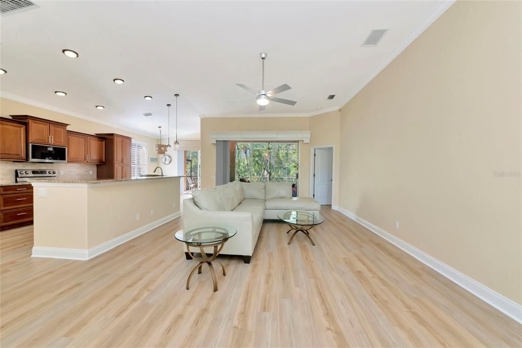 For Sale: $525,000 (3 beds, 2 baths, 1679 Square Feet)