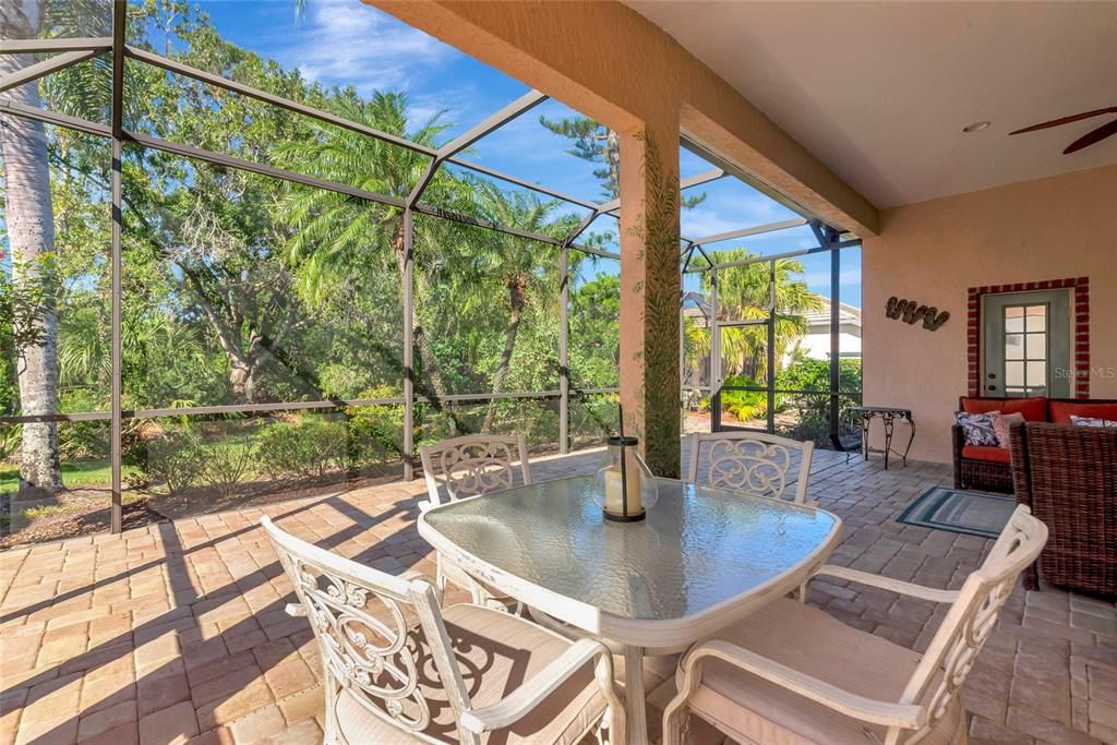 For Sale: $525,000 (3 beds, 2 baths, 1679 Square Feet)