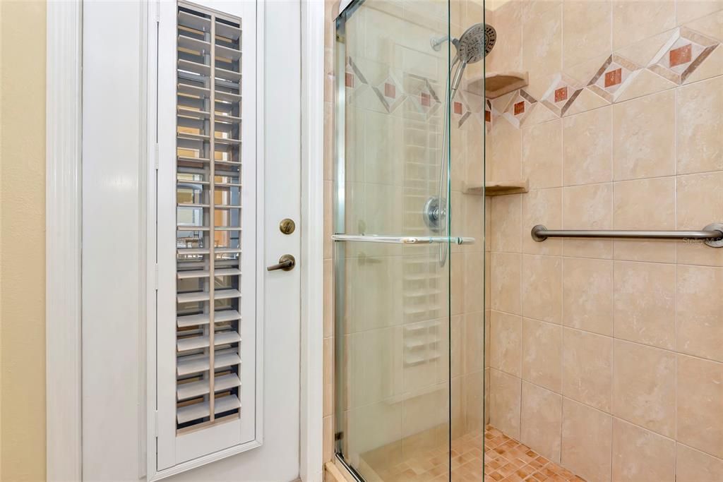 For Sale: $525,000 (3 beds, 2 baths, 1679 Square Feet)