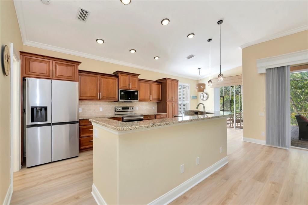 For Sale: $525,000 (3 beds, 2 baths, 1679 Square Feet)