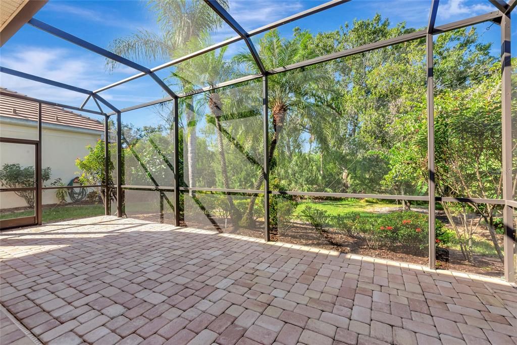 For Sale: $525,000 (3 beds, 2 baths, 1679 Square Feet)