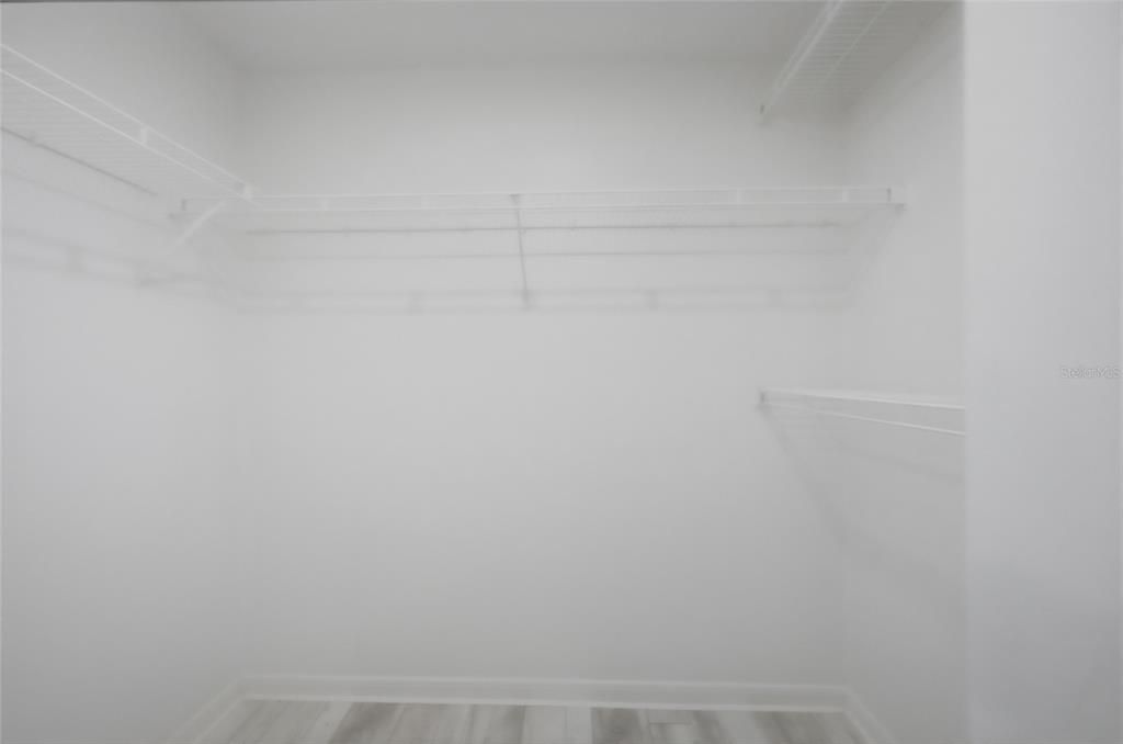 For Rent: $1,780 (2 beds, 1 baths, 819 Square Feet)