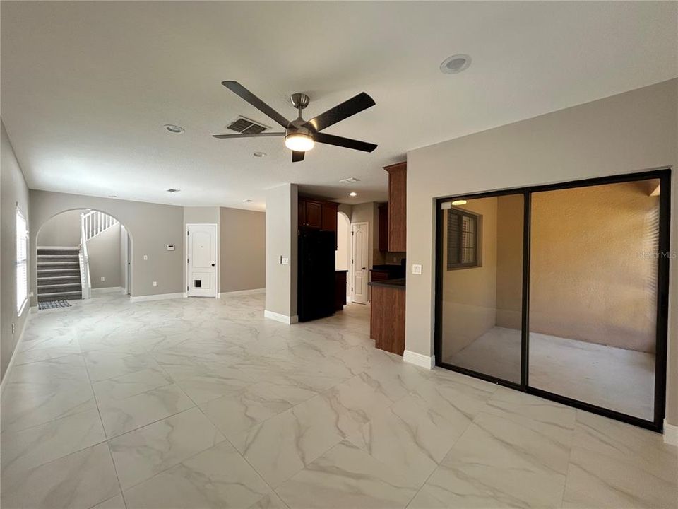 For Rent: $2,200 (3 beds, 2 baths, 1836 Square Feet)