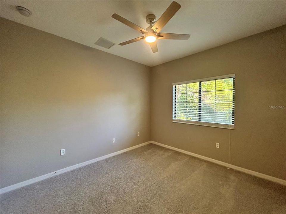 For Rent: $2,200 (3 beds, 2 baths, 1836 Square Feet)