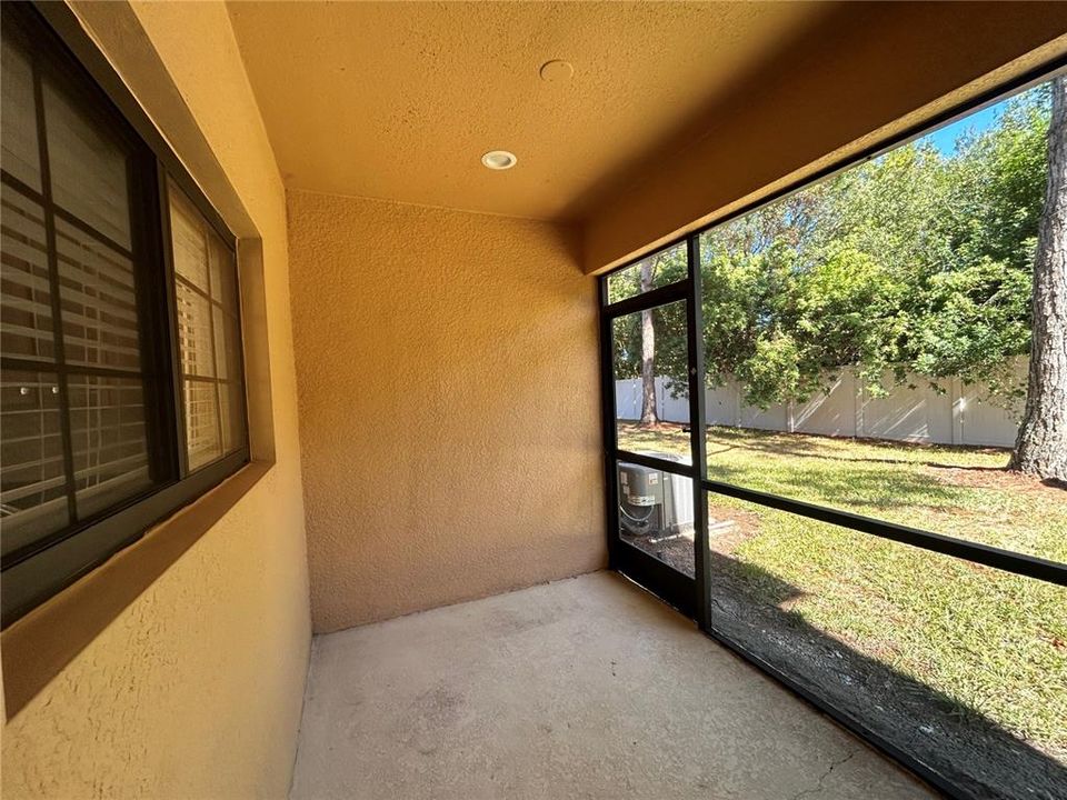 For Rent: $2,200 (3 beds, 2 baths, 1836 Square Feet)