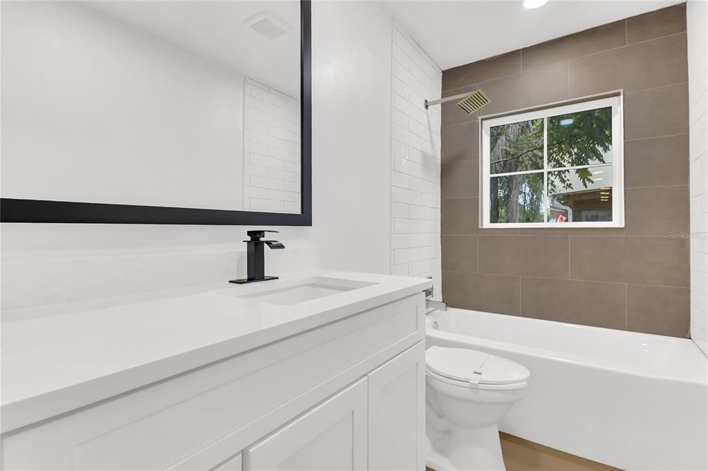 For Sale: $470,000 (4 beds, 2 baths, 2406 Square Feet)