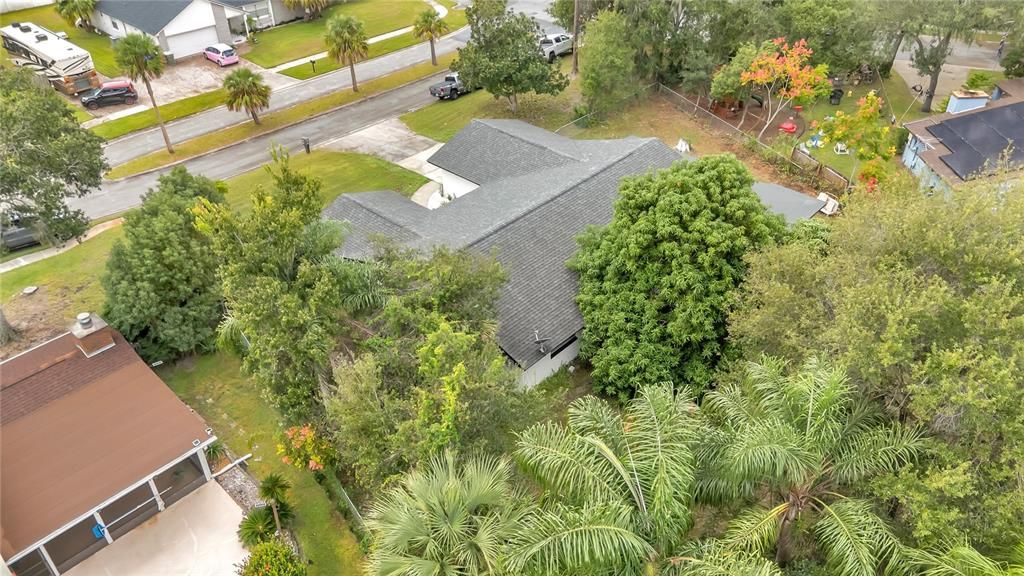 For Sale: $470,000 (4 beds, 2 baths, 2406 Square Feet)