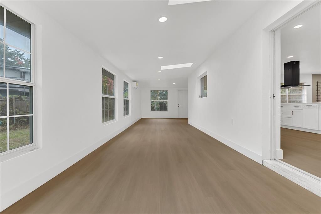 For Sale: $470,000 (4 beds, 2 baths, 2406 Square Feet)