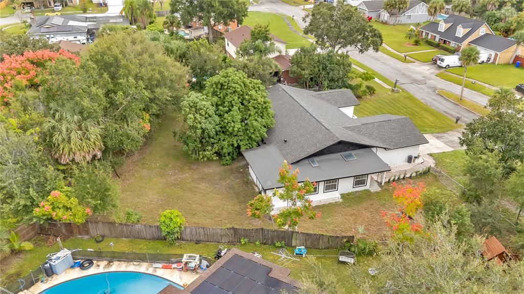 For Sale: $470,000 (4 beds, 2 baths, 2406 Square Feet)