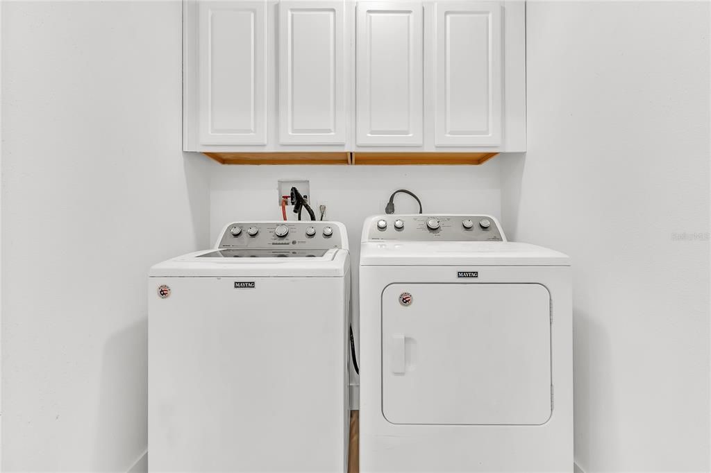 For Sale: $470,000 (4 beds, 2 baths, 2406 Square Feet)