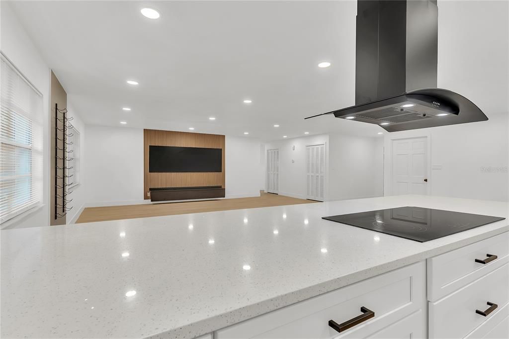 For Sale: $470,000 (4 beds, 2 baths, 2406 Square Feet)