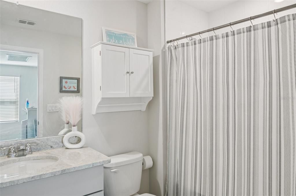 For Sale: $325,000 (3 beds, 2 baths, 1539 Square Feet)