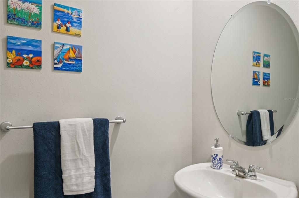 For Sale: $325,000 (3 beds, 2 baths, 1539 Square Feet)