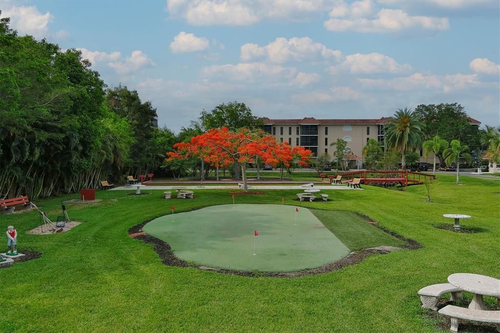 For Sale: $200,000 (2 beds, 2 baths, 1147 Square Feet)