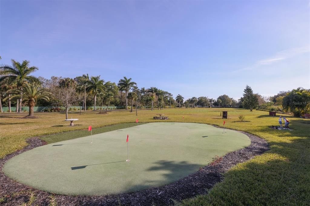 For Sale: $200,000 (2 beds, 2 baths, 1147 Square Feet)