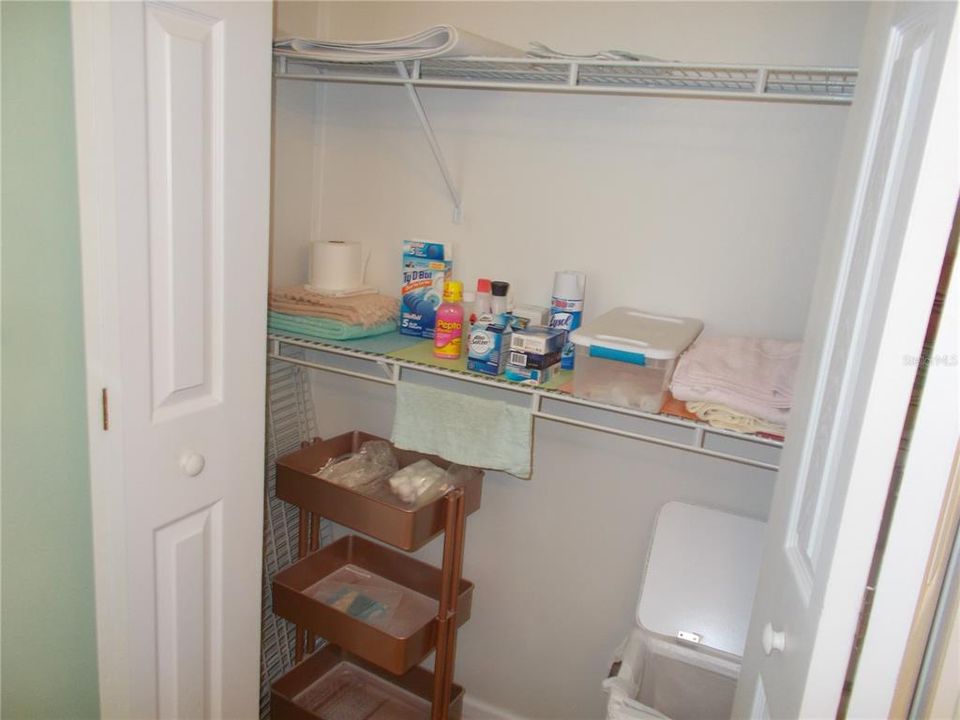 合同活跃: $199,900 (2 贝兹, 2 浴室, 1445 平方英尺)